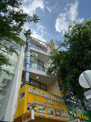 chính chủ cho thuê nhà 746 sư vạn hạnh, q10 - dt 4.2x18m, trệt 3lầu, giá tốt 5x triệu