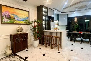 bán nhà chu huy mân cứu con trai, nhà gần vinhome, đẹp như biệt thự.