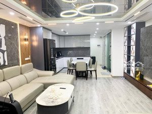 bán nhà mặt phố kinh doanh phan phù tiên, đống đa 52m, 7 tầng, mt 4.86m, giá 37.8 tỷ.