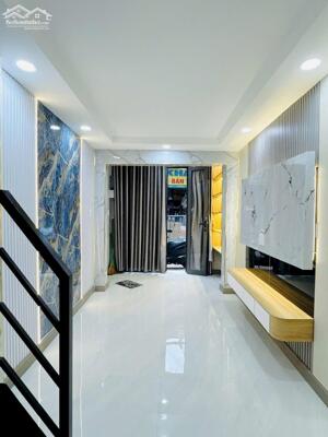 NHÀ MẶT TIỀN K.DOANH SIÊU ĐẸP, GẦN SIÊU THỊ LOTTE MART & CITYLAND GÒ VẤP, 2TẦNG, 2.95 TỶ.