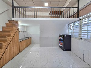 phòng duplex rộng rãi không giới hạn người ngay phạm văn đồng