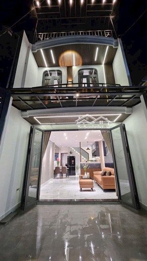 phạm văn bạch - 4x13 - 4 phòng ngủ - 2 tầng - full nội thất nhà đẹp - 5 tỷ hơn tl