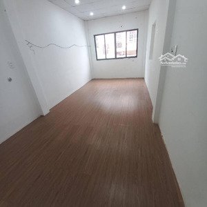 bán nhà 3 tầng 56m2 hẻm xe hơi âu dương lân, p2, q8 nhỉnh 5 tỷ.
