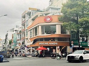 bán building góc 2 mặt tiền khu trần hưng đạo. dt 78m2(6x13m) 7 tầng tn 90tr. giá 30 tỷ - tin thật