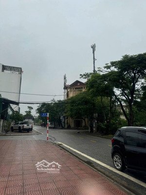 lô đất đẹp phố hoa động - cự khối - kinh doanh, làm vp, khách sạn - gặp trực tiếp chủ!