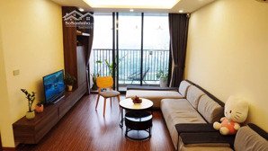 bán quỹ căn hộ dt từ 54m2 - 61,5m2 - 67m2. 103m2 dự án home city - giá rẻ lh: 