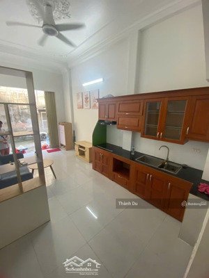 cho thuê nhà nguyên căn 4 tầng phố hoa lâm, long biên đủ đồ 8,5 tr