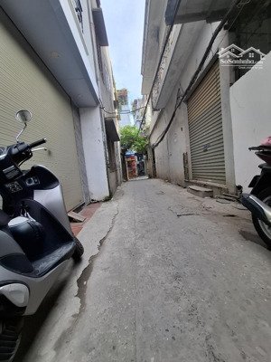 bán nhà riêng tại lĩnh nam, 6,8 tỷ, 35m2, view đẹp, giá tốt, hoàng mai, hà nội