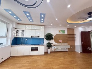 bán căn góc đẹp ở luôn 72m2 2pn 2vs nội thất mới sđcc giá 3x tỷ tại toà ct5 kđt xa la, hà đông