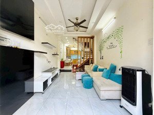 chình chủ bán gấp căn ở đường nguyễn văn tiết, phường lái thiêu, thuận an , giá 1 tỷ 420 triệu