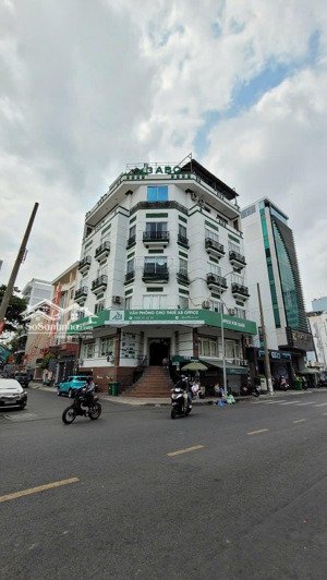 bán nhà góc 2 mặt tiền tôn thất tùng - dt: 8 x 20m - 5 tầng - hđt: 200 triệu/tháng - giá bán: 58 tỷ