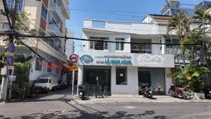 chính chủ miễn phí 2 tháng setup - cho thuê góc 2 mt điện biên phủ, q3 - dt 6x20m, trệt lầu