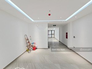 phân lô hoàng quốc việt - 65m2 7t thang máy - đường ô tô tránh - vỉa hè - 2 thoáng - xây mới - kd