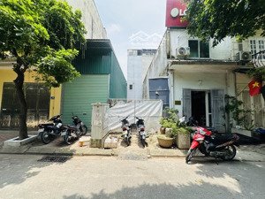 đất rộng - ô tô đỗ cửa - trung tâm vạn phúc - hàng xóm galaxy - 55m2 - 10 tỷ