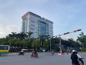 bán nhà cho thuê dòng tiền phương canh, 7 tầng, gần trường fpt, đông á, 11 phòng khép, kín sổ vuông