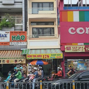 bán nhà mới tặng nội thất xịn: 178 đường tạ uyên, p.7, q.11, 4m nở hậu 5.9m x 20m 5 tấm giá 24 tỷ