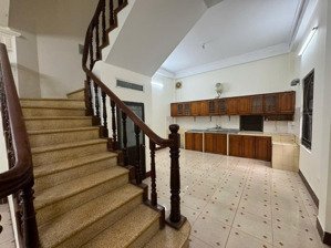 bán nhà hiếm tại nguyễn ngọc vũ 64m2, mặt tiền 5m, 4 tầng. giá đầu tư chỉ nhỉnh 14tỷ