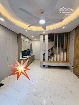bán gấp nhà thượng thanh dt 32m2 - chỉ 5.3 tỷ - lô góc ( có thương lượng) mới đẹp -mặt tiền 4,7m.