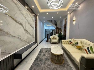 bán nhà lạc long quân, tây hồ 39m2, 5 tầng nhỉnh 8 tỷ, 30m ra phố, 200m ra hồ tây, lotte mall