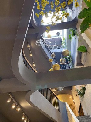 căn duy nhất thảo điền - mt thái ly (đường 41). (15x15m) - 199m2 - 3 tầng. hđt 100tr - giá 30 tỷ