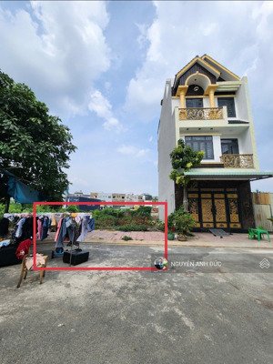 đất đẹp kdc phúc đạt chỉ 3.45 tỉ 6.5*12m- sát vincom plaza. tiện xây nhà an cư lạc nghiệp
