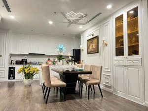 cơ hội duy nhất mua căn hộ 162m2, 4pn 3wc, đã có sổ đỏ full nội thất nhập khẩu châu âu bc đông nam