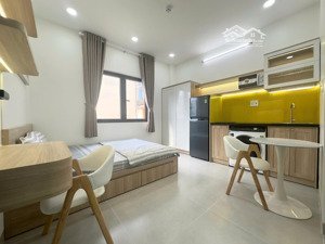 cho thuê căn hộ quận 10 full nội thất, đường 3 tháng 2 gần toà nhà viettel, vạn hạnh mall