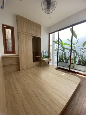 cho thuê nhà mới ngay trung tâm nha trang, khu bàn cờ hẻm bạch đằng, ra biển 3 phút, chợ xóm mới