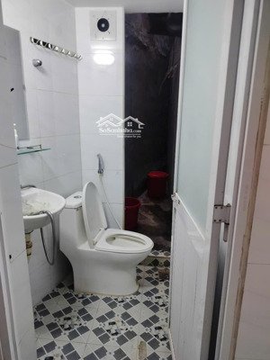 nhà xây độc lập 2 tầng sổ đỏ chính chủ chỉ 1 tỷ 599 triệu