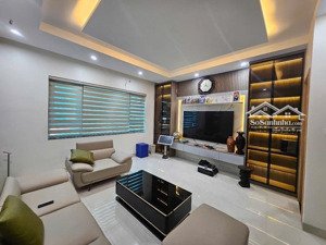 nhà đại mỗ, ôtô tránh, đỗ cửa, gara ôtô, ngõ thông ôtô, thang máy, lô góc