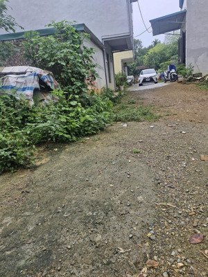 bán đất gần thị trấn chúc sơn gần 40m² 3 mặt tiền giá chỉ 2,x tỷ