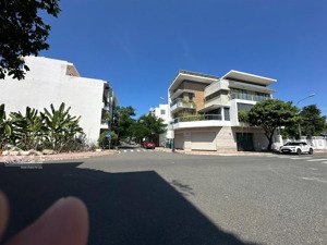 góc ngã 4 đẹp kdt hà quang 1. đường chính xuyên suốt dự án: 8,86 tỷ