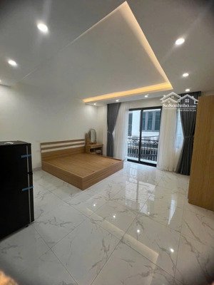 cho thuê ccmn bát khối- long biên 30m full nội thất, giá 5 triệu