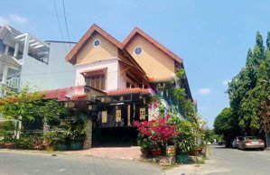 bán nhà mt ngay đường lê văn việt, góc 2mt ngang 10x21m full thổ 210m2, giá chỉ 19,8 tỷ còn tl