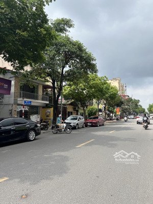 bán nhà sài đồng cực hiếm, gần ô tô, diện tích 99 m2, 2 tầng, giá chỉ 5.8 tỷ.