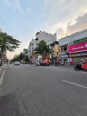 cần bán rất gấp nhà phố tôn đức thắng ô chợ dừa đống đa 48m 6 tầng thang máy oto kinh doanh giá rẻ