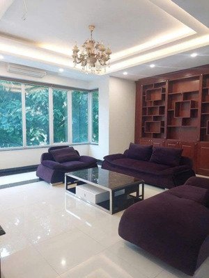 siêu phẩm biệt thự vườn đào - khu vực vip tây hồ - diện tích 252m2 - mặt tiền 14m - 2 mặt đường to