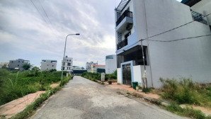 cần bán lô đất dv song phương, hoài đức, dt 84m2, mt 5.56m, giá đầu tư. lh 