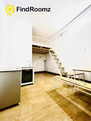 trống 1 phòng dạng duplex (sẵn máy lạnh, thang máy) ngay chợ an nhơn