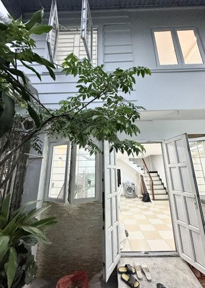 hot cho thuê nnc 1 trệt - 1 lầu: 2pn+2wc, gần chợ bàn cờ q3-full nội thất nhận nhà liền-ưu tiên alo