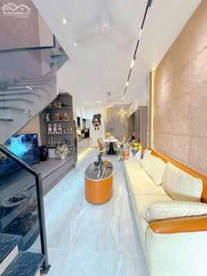 CHÍNH CHỦ BÁN NHÀ 3 TẦNG FULL NỘI THẤT CAO CẤP – KIỆT TÔ HIỆU, HÒA MINH, LIÊN CHIỂU