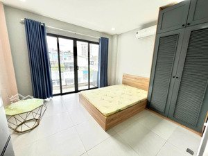 cho thuê căn hộ ban công_máy giặt riêng ngay ung văn khiêm gần hutech, ftu, d5, gtvt