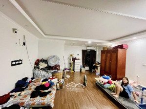 bán nhà đường 19 - 5 văn quán hà đông dt 35mx 3t x mt 4m giá 6,6 tỷ có thương lượng