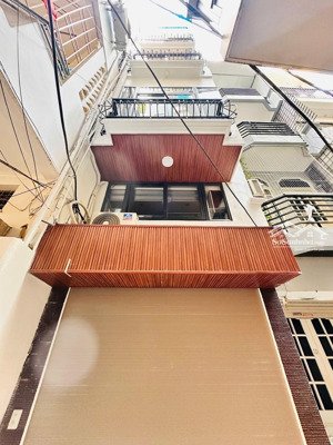 bán nhà trung liệt đống đa dt 23/28m x 6t x mt 3,1m giá 10,4 tỷ có thương lượng