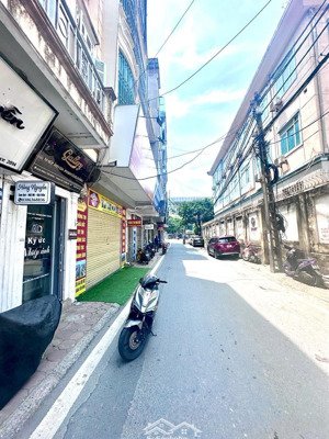 bán nhà mp đặng tiến đông đống đa dt 33/35m x 4t x mt 5 m giá 18 tỷ có thương lượng