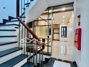 bán nhà phú diễn bắc từ liêm dt 51m x 6t x mt 3m giá 19 tỷ có thương lượng