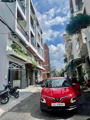 bán nhà đẹp full nội thất, đường thạnh xuân 25 phường thạnh xuân quận 12. nhà dt: 4,5*20 nhà 3 lầu