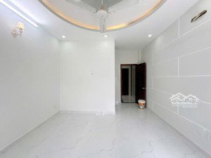 nhà phố mới tinh thiết kế hiện đại mặt tiền đường trần thị cờ-p thới an-quận 12