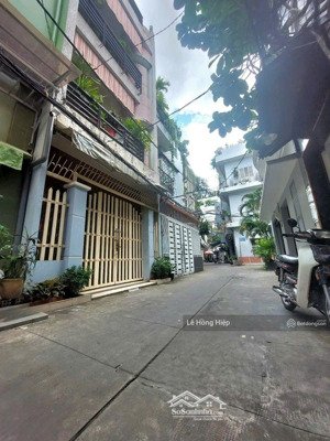 lạc long quân, xe hơi vô nhà, p11, tân bình. 4,3*13m, 4tầng chỉ 10,5 tỷ