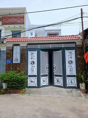 ra đi gấp nhà ngay sát mt kênh tân hóa dt 80m2 giá 3 tỉ 180 đang cho thuê 9tr/th shr